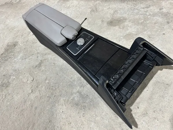 Mercedes W212 mittkonsol armstöd OEM jklW212qwe3r image 6