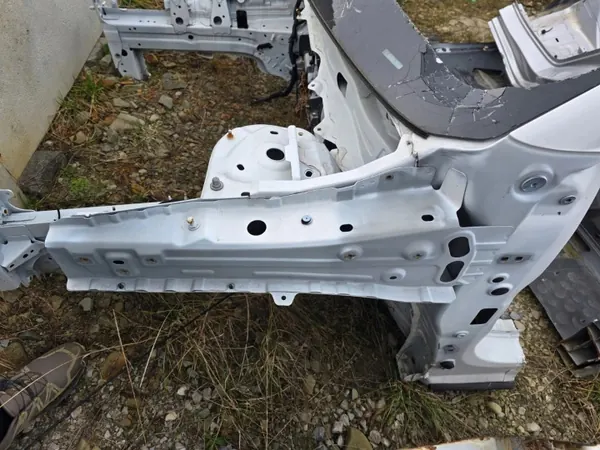 Aile Avant Gauche OEM DO RENAULT RAFALE - Occasion image 2