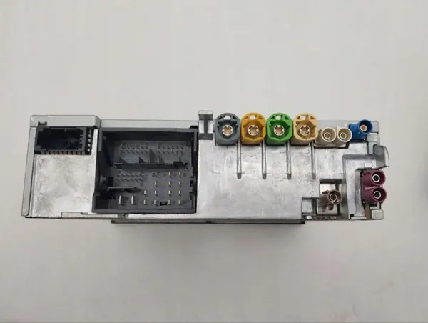 Porsche CD-wisselaar OEM 971035880P - Gebruikt image 7