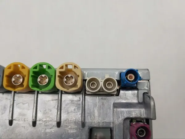 Porsche CD-wisselaar OEM 971035880P - Gebruikt image 9
