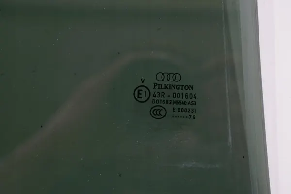 AUDI Q7 4L Ventana lateral trasera derecha image 2