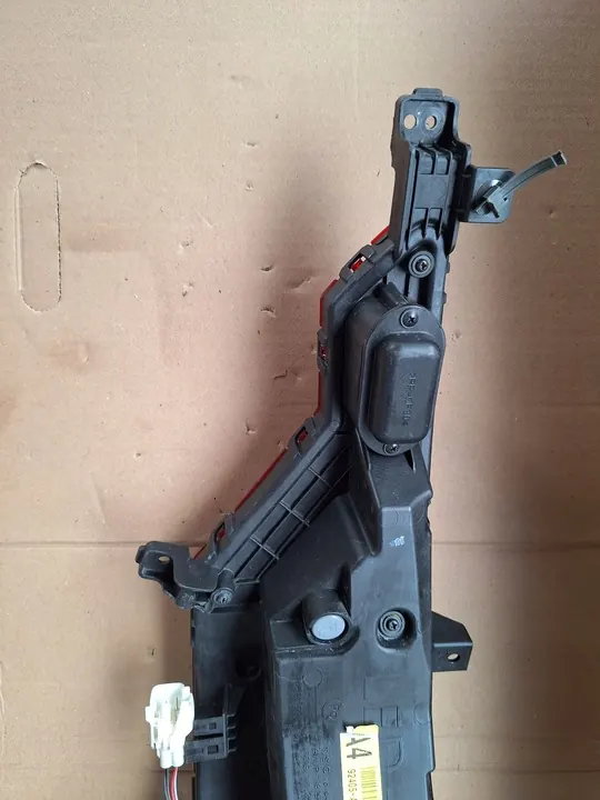 Luz Trasera Izquierda Parachoques Kia Niro II image 7