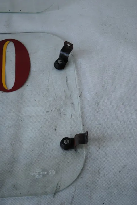 Ventanas traseras abatibles Trabant 601 - OEM 601 image 7