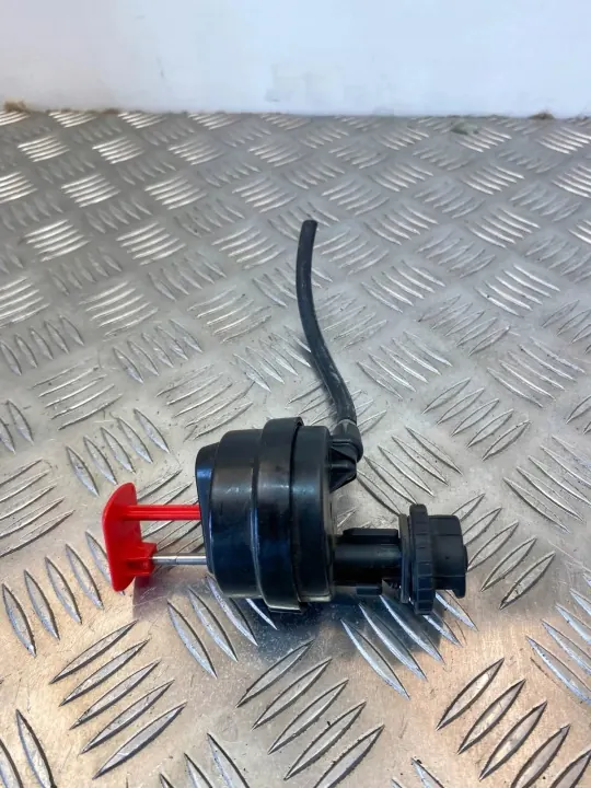 Mercedes SL R129 polttoaineläppätoimija OEM A1298002075 image 5