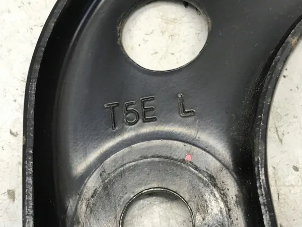 HONDA e:Ny1 2024 Support de Suspension Avant Gauche T5EL image 6