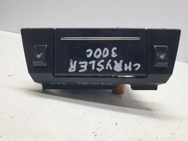 Cenicero Encendedor Chrysler 300C OEM 1090080 - Usado image 2