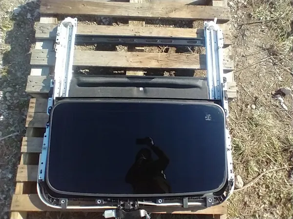 SZYBERDACH KOMPLETNY LEXUS GS - Teto Solar OEM image 2