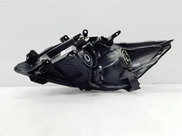 Faros delanteros derecho Toyota Auris I Lift image 7
