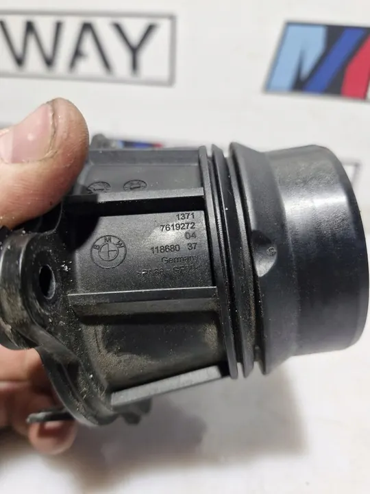 Luftflödesmätare BMW E39 F45 F46 F48 7619272 image 2