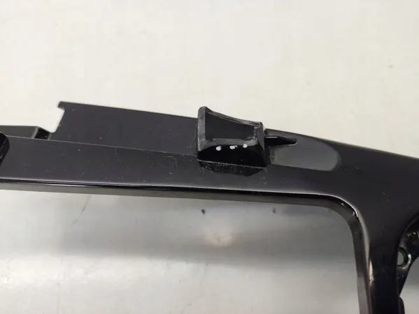 Kia Ceed III tunnelzakframe OEM 84631J7900 image 4