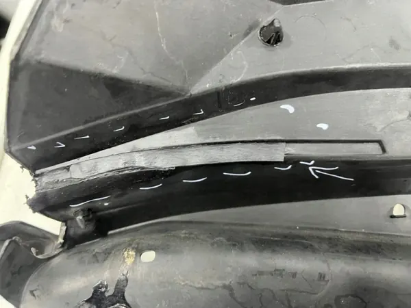 Parabrisas Mitsubishi Colt 6 OEM 7405a315 2008-2012 image 8