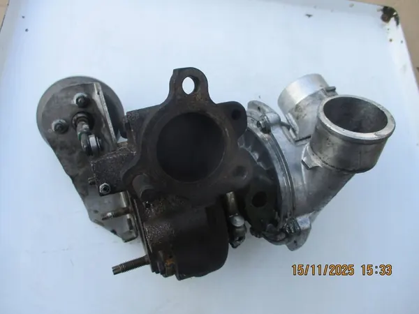 Turbo Toyota Corolla 17201-0R040 image 2