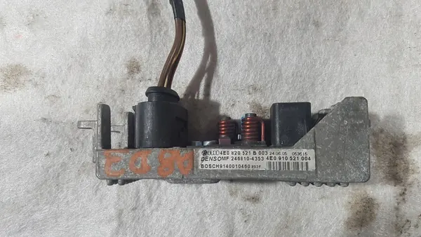 Audi OE Blower Resistor 4E0820521B image 2