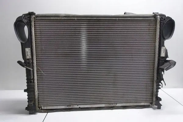 Radiador de agua Mercedes W220 62547-220 image 5