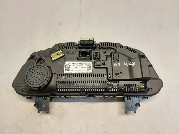 Audi A7 II 4K8 4M0 TFSI Pantalla 4K0920790E image 4