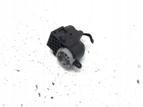 Kia Sportage V linkes Spiegelmotor OEM 5E0213 image 2