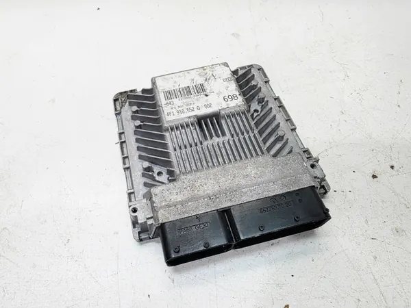 Moottorinohjain Audi A6 C6 2.4 BDW OEM 4F0907552F image 2
