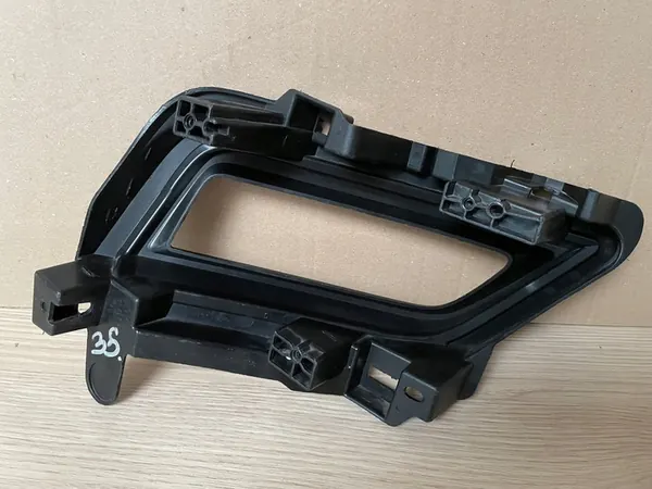 Griglia faro antinebbia sinistra anteriore Nissan Micra K-14 622575FA5A image 3