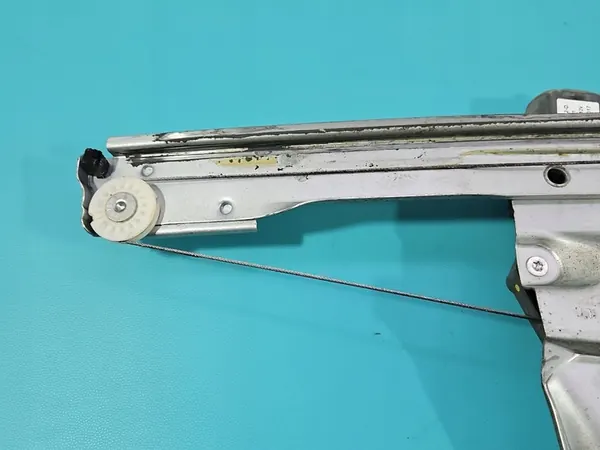 Elevador de vidro dianteiro esquerdo Dacia Duster II 18- 807210272R image 4