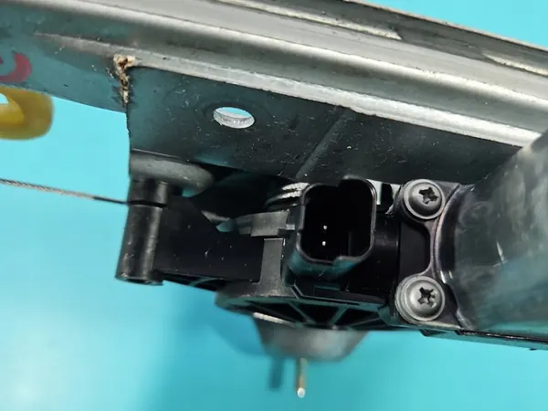 Elevador de vidro dianteiro esquerdo Dacia Duster II 18- 807210272R image 8