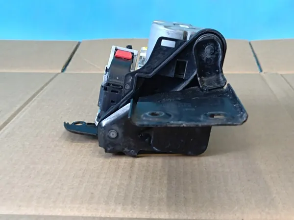 Pompe ABS OEM 5Q0614517GA pour VW Tiguan II image 4
