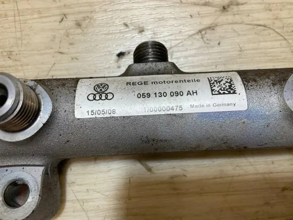Régulateur pression carburant OEM 059130090AH Audi A5 image 3