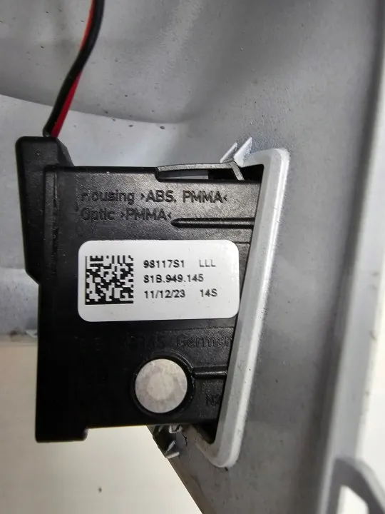 OEM 81A857527A 81B949145 Audi Q2 Couvre-rétroviseur gauche image 5