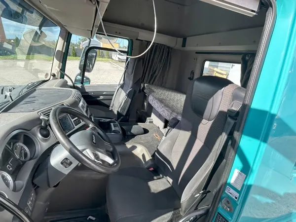 Cabina DAF CF EURO 6 Space Cab OEM - Usada image 5