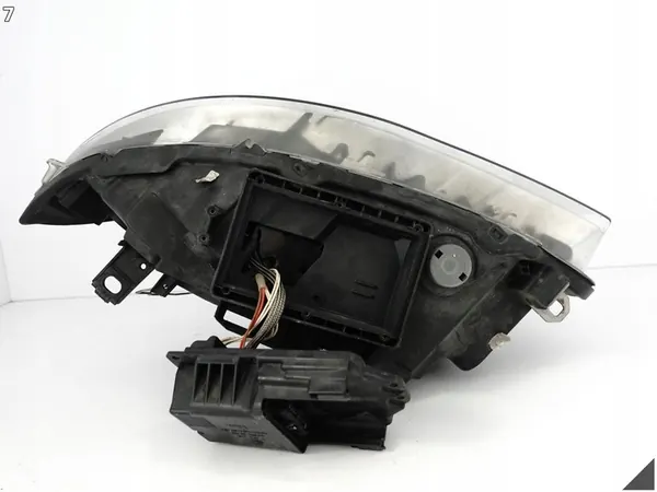 BMW E81 E82 E87 E88 Farol Xenon Direito Frontal image 8