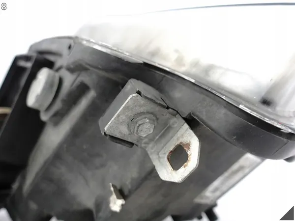 BMW E81 E82 E87 E88 Farol Xenon Direito Frontal image 9
