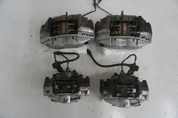 Bremszangen Infiniti Q50 Q70 Akebono 41001jl02a 41011jl02a image 3