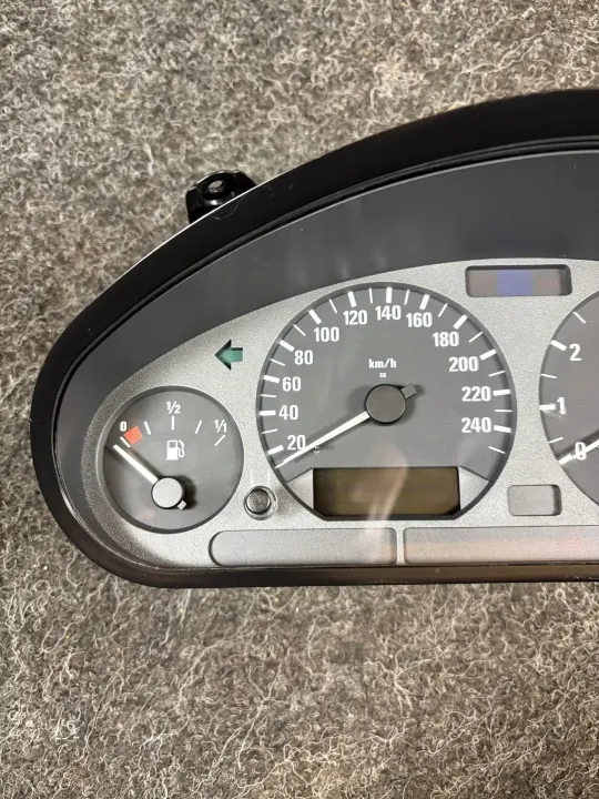 Compteur BMW E36 Essence OEM 8371552 image 4