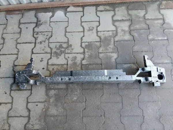 Voorbumper absorber OEM 4G0807550Q Audi A6 C7 image 2