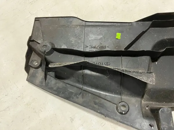 OEM 5238902160 Front Radiator Grille for Corolla E21 image 9