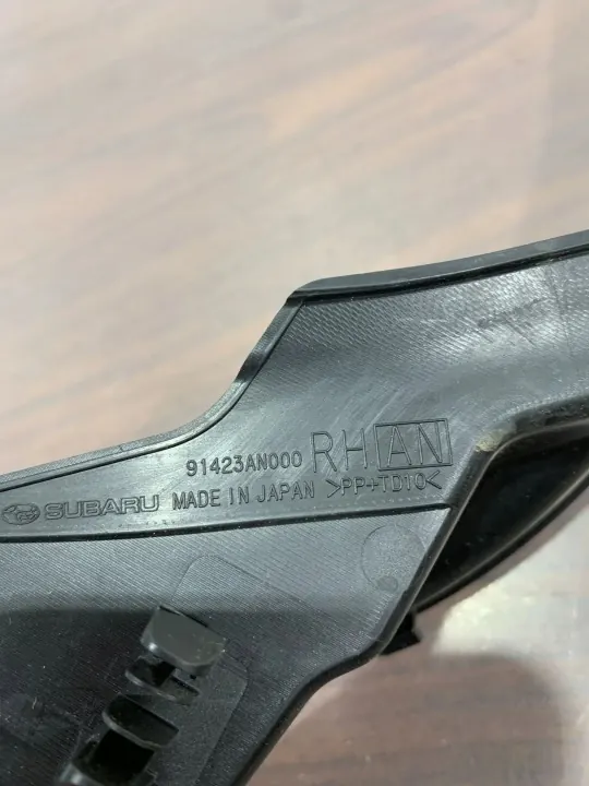 Subaru Outback tuulilasin tiiviste OEM 91423AN000 image 7
