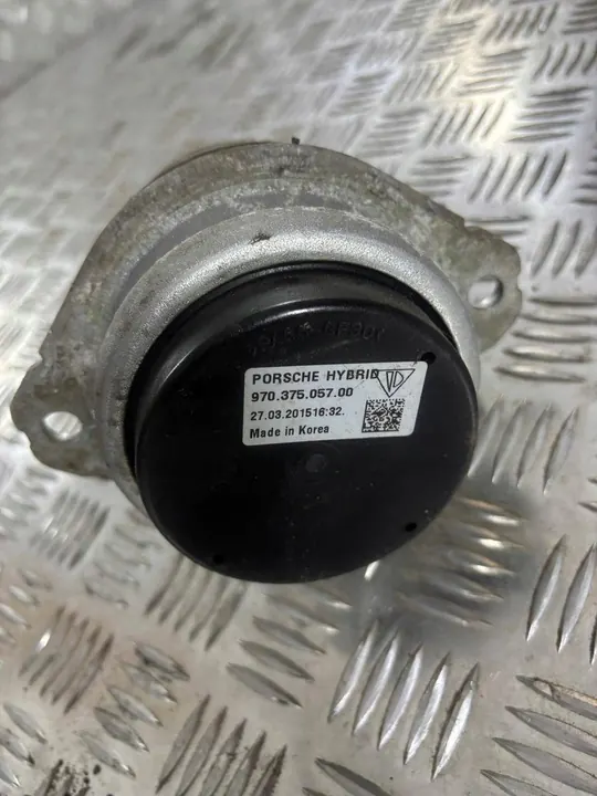 Porsche Panamera (970) 2011 Engine Mount Bracket Left image 4