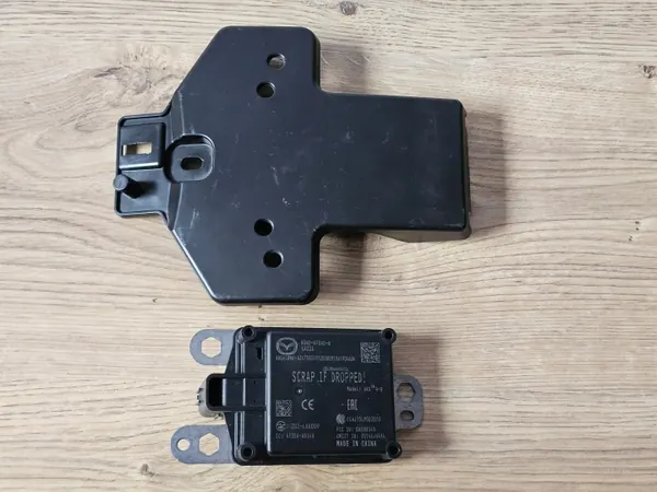 Radar de régulateur adaptatif Mazda B0N2-67XA0-B image 4