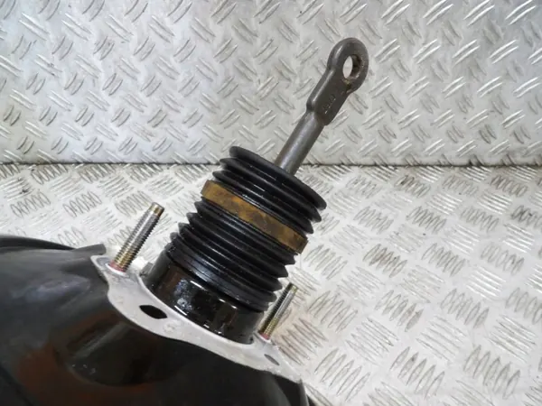 Pompe de servofrein OEM 32067338 pour Jeep Cherokee KJ image 5