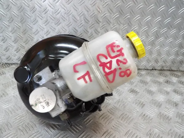 Pompe de servofrein OEM 32067338 pour Jeep Cherokee KJ image 8