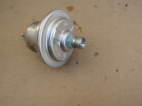 Brandstofklepsensor OEM 0004760621 voor Mercedes image 6