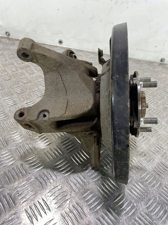 Buje rueda trasera Subaru OE FBZ21601 - Usado image 6