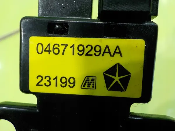 JEEP PATRIOT 2.4 B AUT 09 Interruptor de Controle 04671929AA image 4