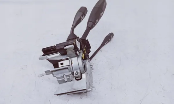 Manetki MERCEDES-BENZ CLS C219 A1715402445 image 3