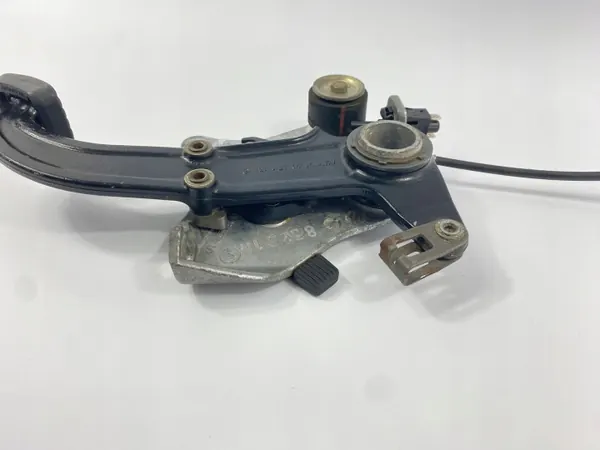 Pedal de freno de mano OEM 1244270701 Mercedes W140 image 4