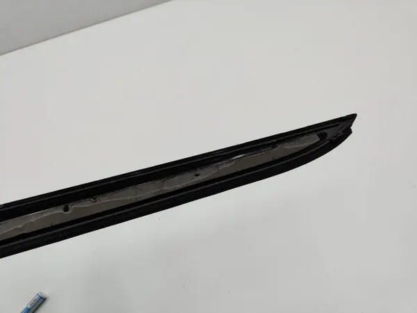 OEM 4K9854872 Audi A6 C8 19- Rechter Heck-Kofferraumspoiler image 6