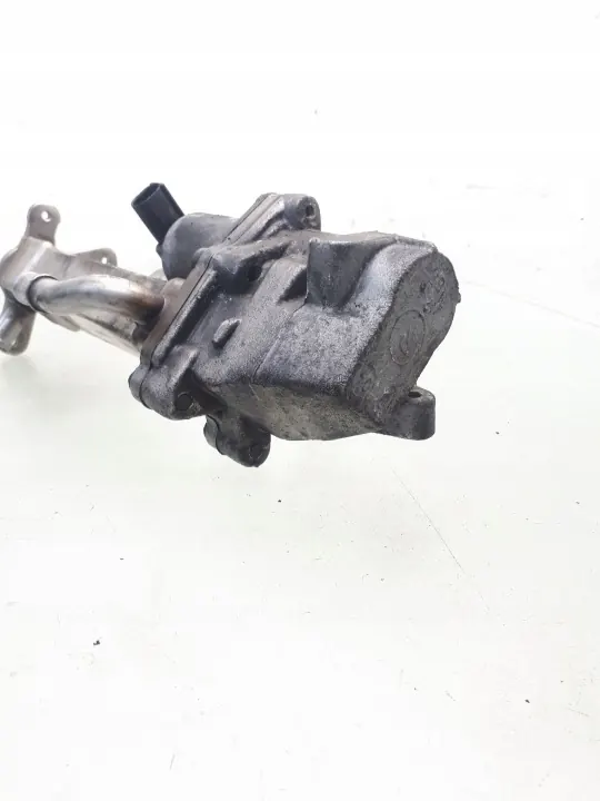 Volvo EGR-klepkoeler OEM 30637142 voor S60 V70 2.4D image 3