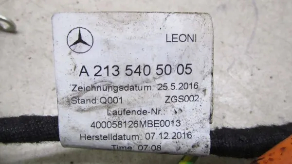 Tomada de carga Mercedes W213 OEM A0003411500 image 5
