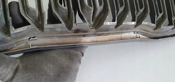 KIA OPTIMA IV Grill Front 2018 OEM 86350-D4500 image 3