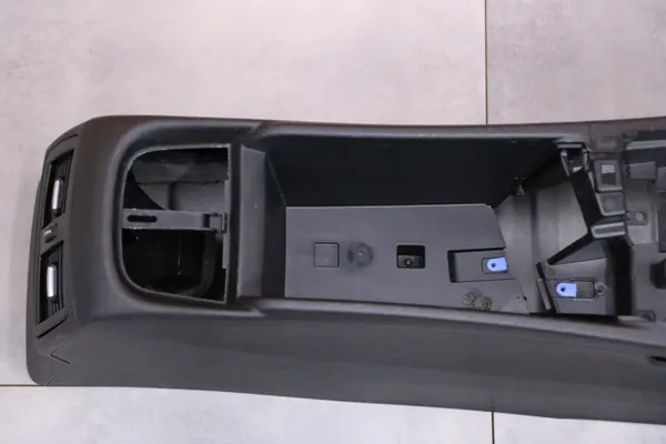 Console central BMW X1 F48 preta 9335198 image 9