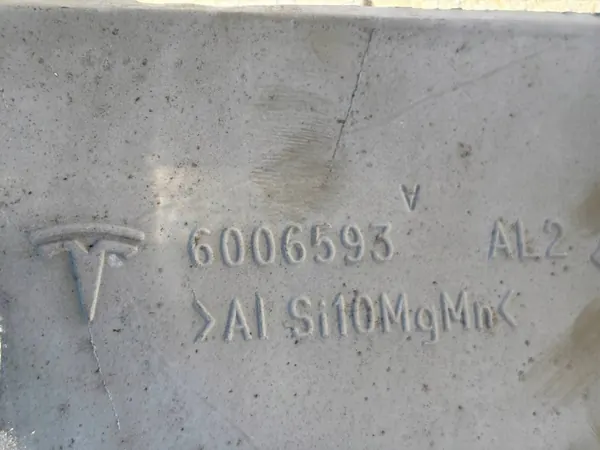 Tesla Model S bakfjärdedel OEM 1024368SOA image 9